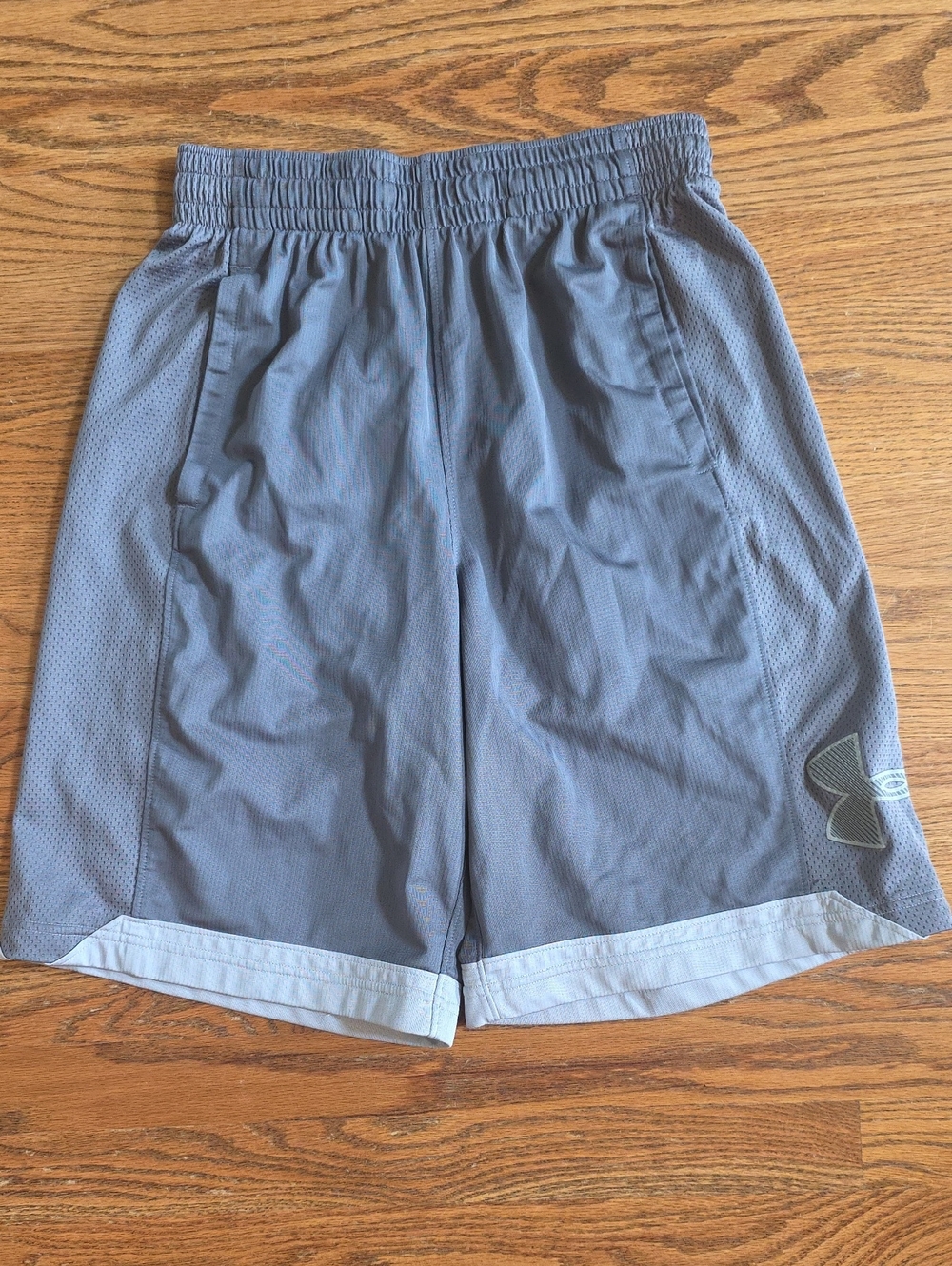 Under Armour Men's Steel Gray Athletic Mesh Shorts